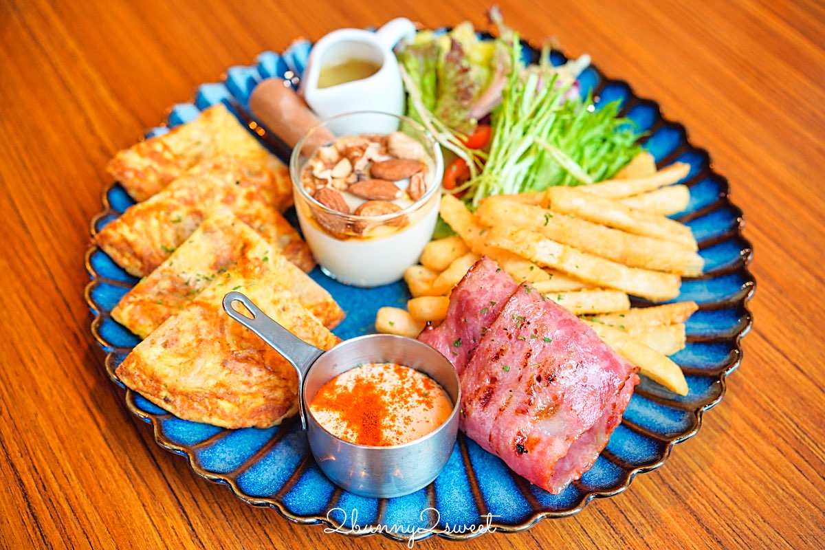 【ABV地中海餐酒館 林口文三店】三井Outlet旁不限時餐酒館！地中海早午餐、精釀啤酒、異國料理、包場＆周邊商品全攻略 @兔兒毛毛姊妹花