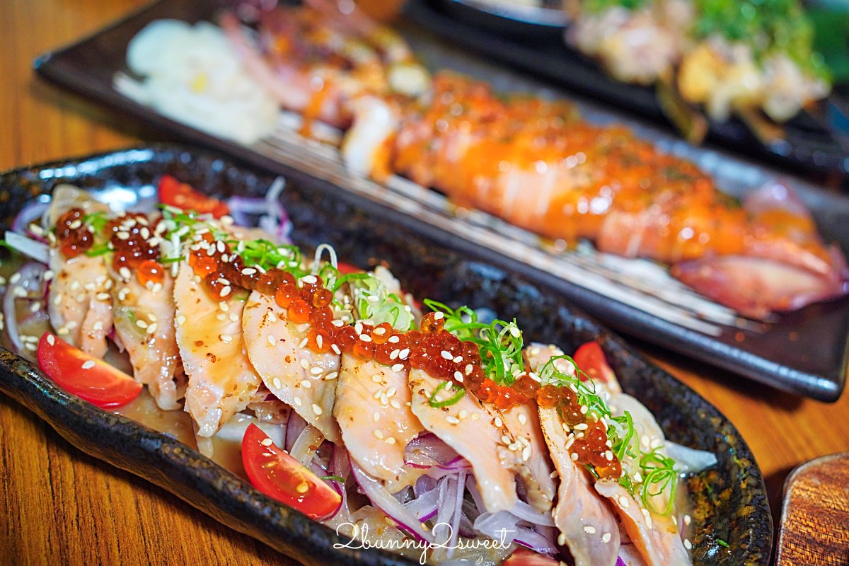 【ABV日式居酒館林口長庚店】林口長庚聚餐必吃居酒屋，稻草燒刺身 × 精釀啤酒300款！ @兔兒毛毛姊妹花