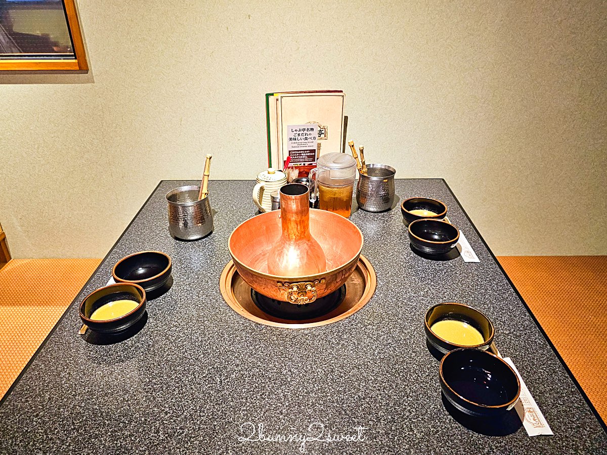 【大阪心齋橋美食】涮肉亭しゃぶ亭：50年老店的黑毛和牛涮涮鍋，靈魂芝麻醬讓人回味無窮 @兔兒毛毛姊妹花