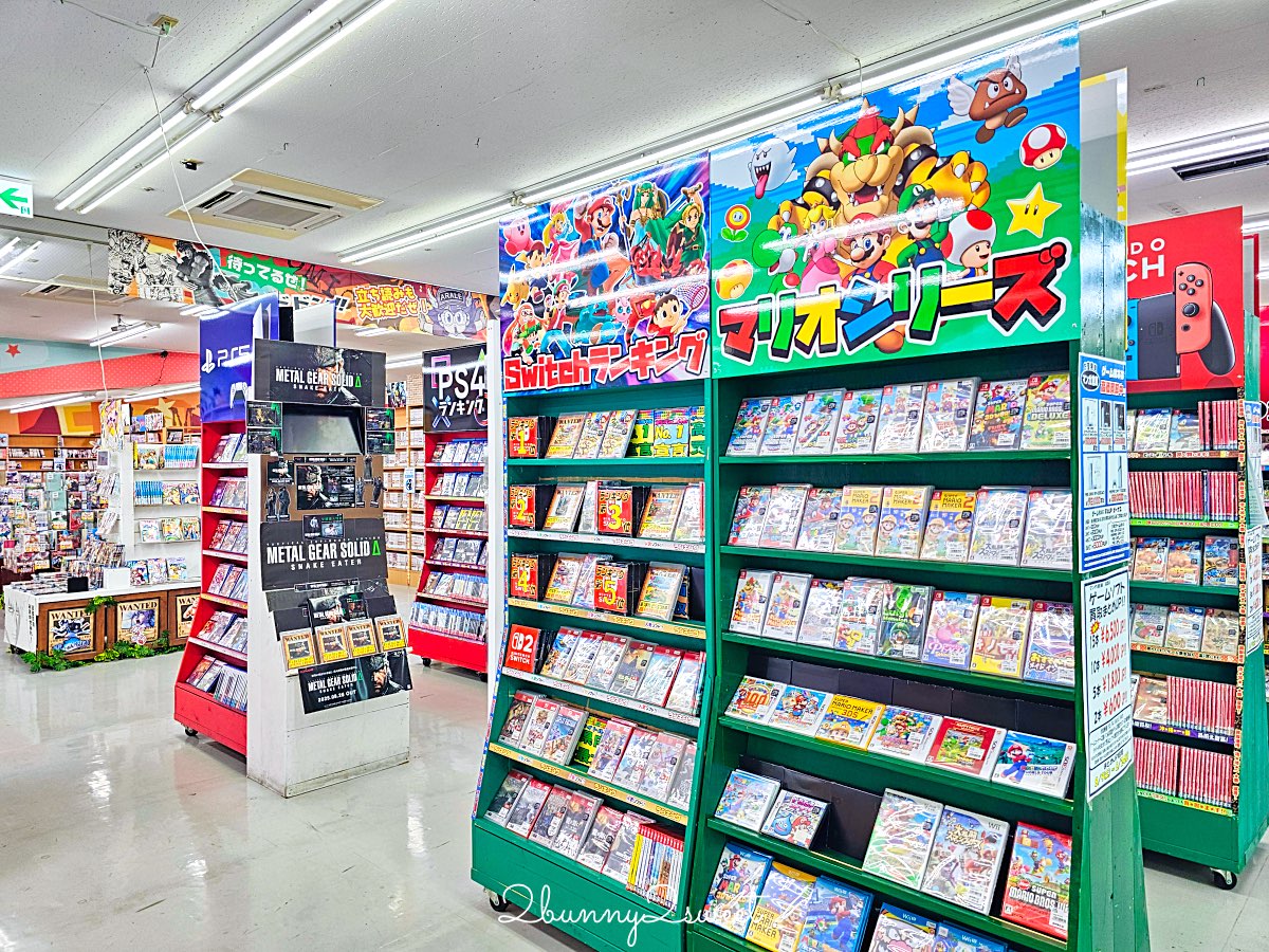 【沖繩購物攻略】漫畫倉庫浦添店：動漫公仔、電玩、二手精品挖寶聖地！退稅流程與實逛心得 @兔兒毛毛姊妹花