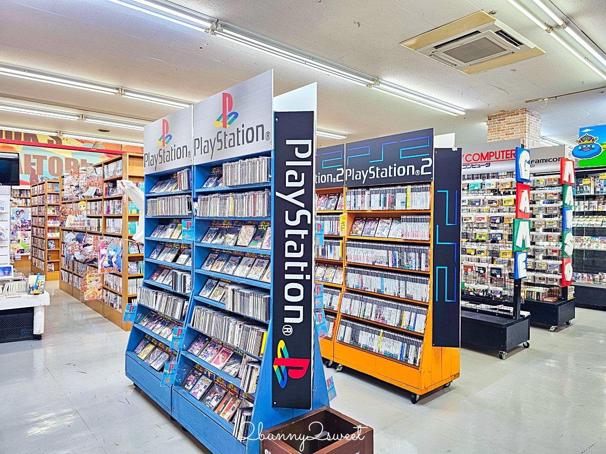 【沖繩購物攻略】漫畫倉庫浦添店：動漫公仔、電玩、二手精品挖寶聖地！退稅流程與實逛心得 @兔兒毛毛姊妹花