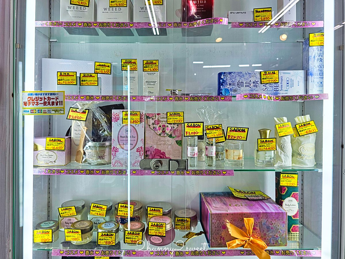 【沖繩購物攻略】漫畫倉庫浦添店：動漫公仔、電玩、二手精品挖寶聖地！退稅流程與實逛心得 @兔兒毛毛姊妹花