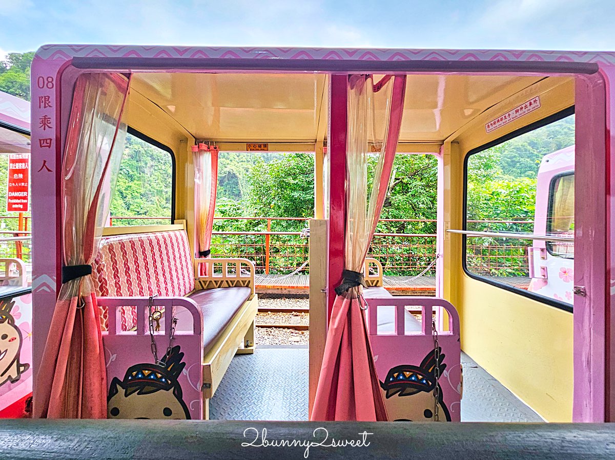 【烏來台車】超可愛山林小火車！烏來老街直達瀑布的親子必搭交通｜票價、路線、交通方式一次看 @兔兒毛毛姊妹花