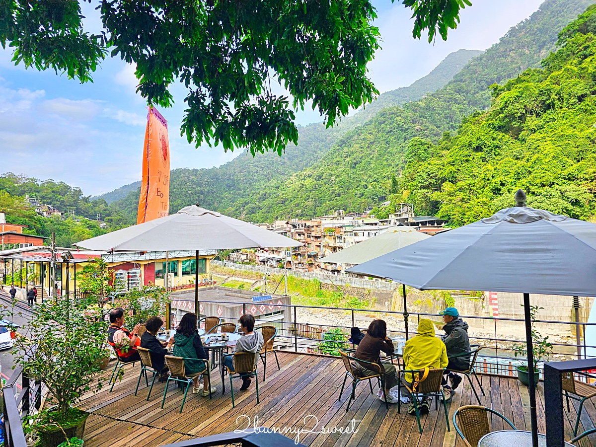 【烏來一日遊攻略】烏來老街、台車、瀑布、雲仙樂園、美人湯溫泉｜交通、行程、美食、湯屋一次看 @兔兒毛毛姊妹花