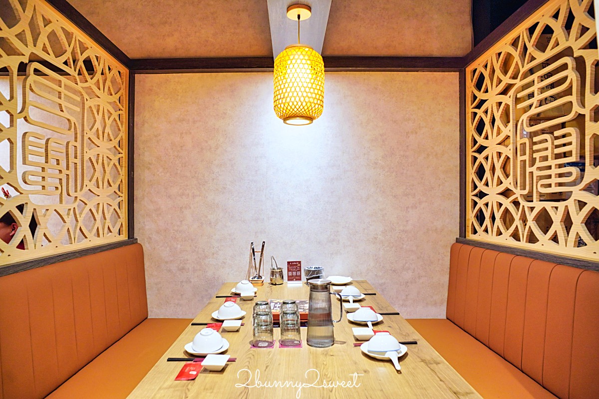 【君曜雞湯】信義區最強雞湯火鍋,人蔘花膠全雞金湯涮A5和牛、龍蝦海鮮太過癮 @兔兒毛毛姊妹花 【君曜雞湯】信義區最強雞湯火鍋,人蔘花膠全雞金湯涮A5和牛、龍蝦海鮮太過癮 @兔兒毛毛姊妹花