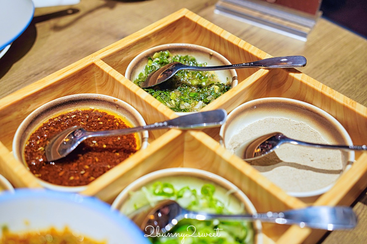 【君曜雞湯】信義區最強雞湯火鍋,人蔘花膠全雞金湯涮A5和牛、龍蝦海鮮太過癮 @兔兒毛毛姊妹花 【君曜雞湯】信義區最強雞湯火鍋,人蔘花膠全雞金湯涮A5和牛、龍蝦海鮮太過癮 @兔兒毛毛姊妹花