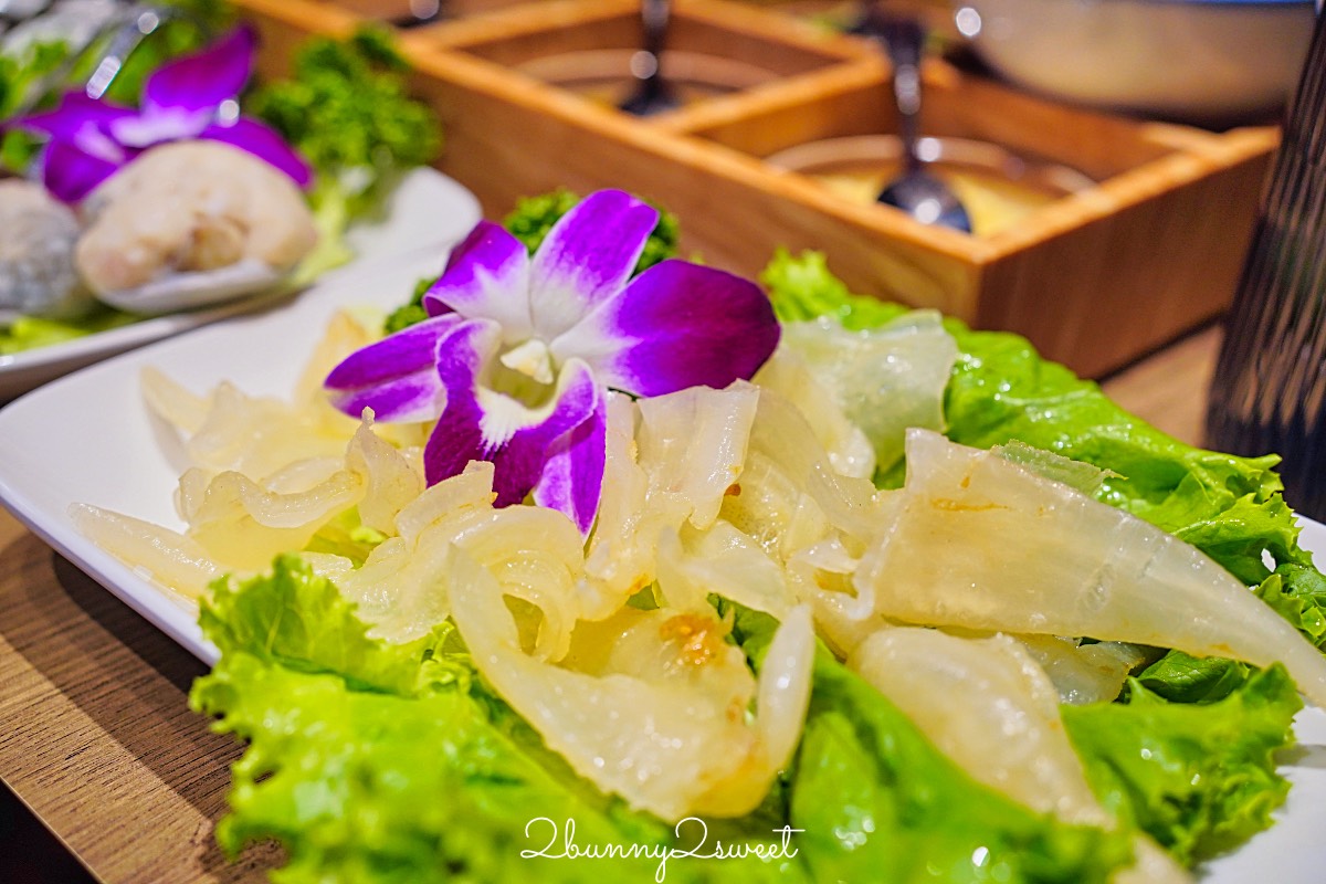 【君曜雞湯】信義區最強雞湯火鍋,人蔘花膠全雞金湯涮A5和牛、龍蝦海鮮太過癮 @兔兒毛毛姊妹花 【君曜雞湯】信義區最強雞湯火鍋,人蔘花膠全雞金湯涮A5和牛、龍蝦海鮮太過癮 @兔兒毛毛姊妹花