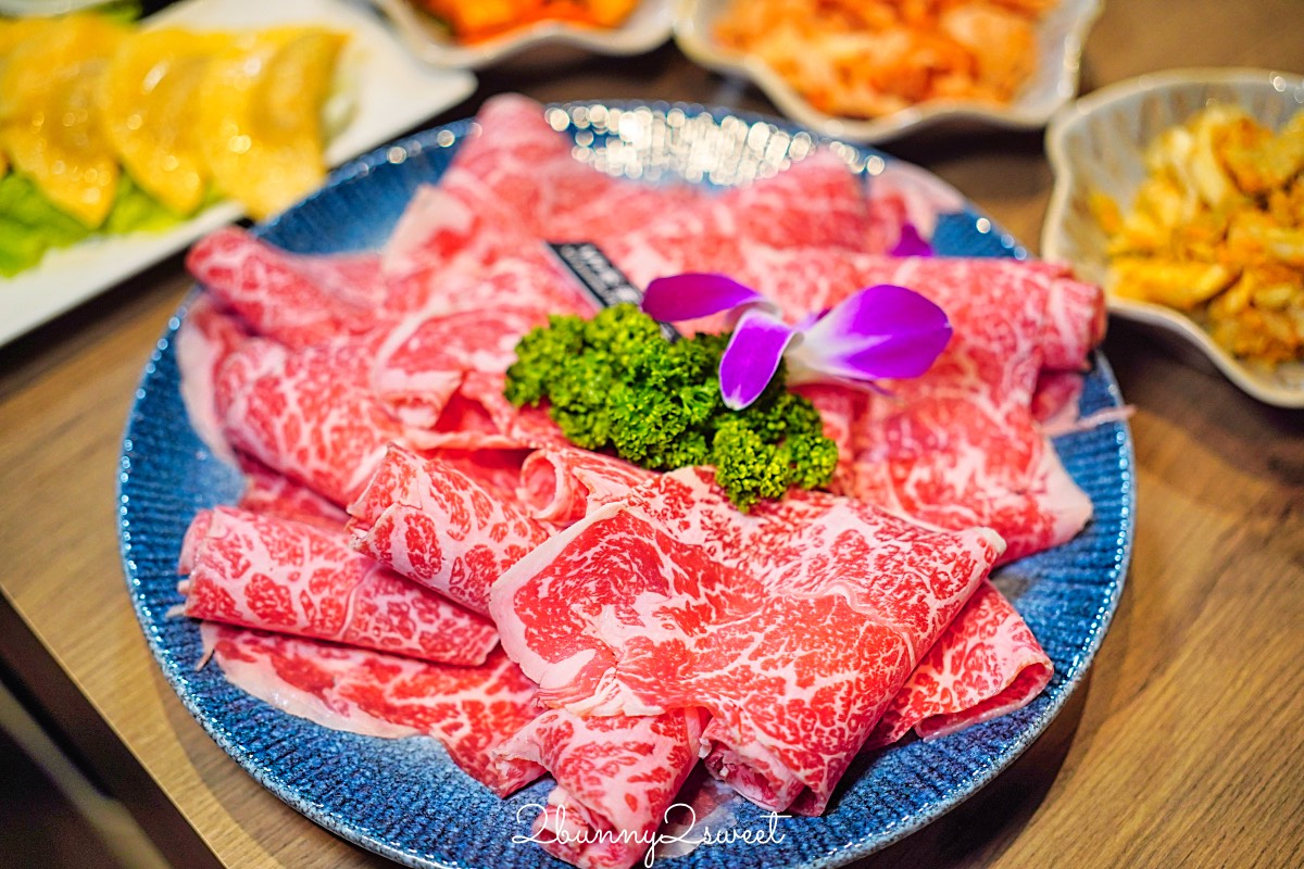 【君曜雞湯】信義區最強雞湯火鍋,人蔘花膠全雞金湯涮A5和牛、龍蝦海鮮太過癮 @兔兒毛毛姊妹花 【君曜雞湯】信義區最強雞湯火鍋,人蔘花膠全雞金湯涮A5和牛、龍蝦海鮮太過癮 @兔兒毛毛姊妹花