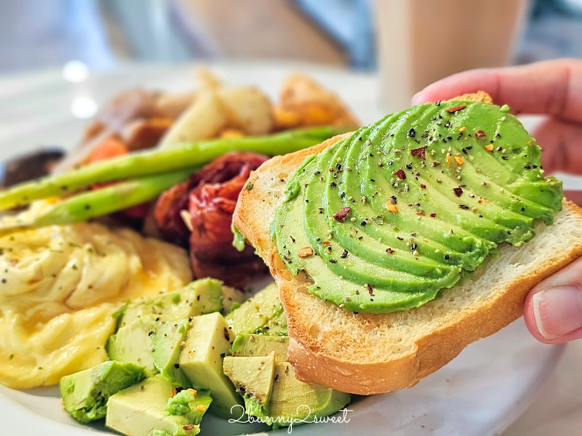 【餵我早餐 The Whale 公園店】大安森林公園清新海島風早午餐咖啡廳、份量十足的大早餐超滿足 @兔兒毛毛姊妹花