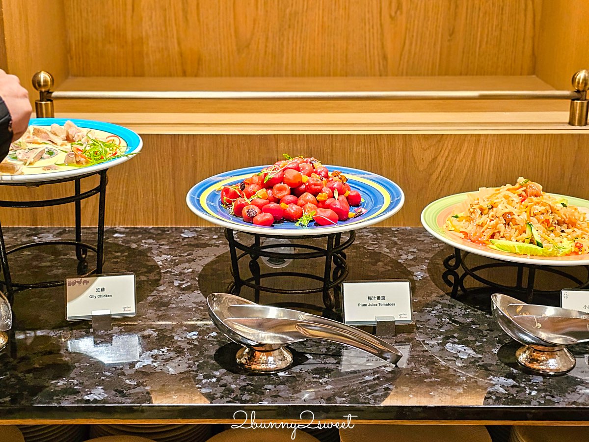 【Garden Kitchen】台北萬豪酒店自助餐開箱：高質感海鮮、現切牛排、精緻沙拉吧一次吃到飽 @兔兒毛毛姊妹花