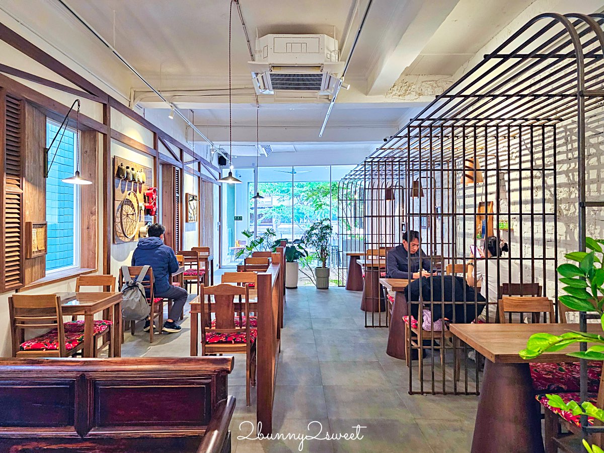 松山美食【共咖啡 Cộng C&agrave; Ph&ecirc; 台北光復南店】越南復古咖啡館與招牌椰子咖啡一次體驗 @兔兒毛毛姊妹花