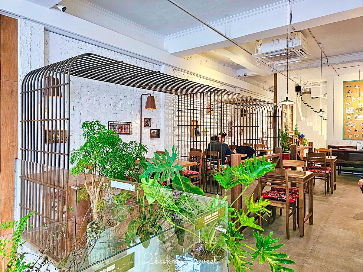 松山美食【共咖啡 Cộng C&agrave; Ph&ecirc; 台北光復南店】越南復古咖啡館與招牌椰子咖啡一次體驗 @兔兒毛毛姊妹花