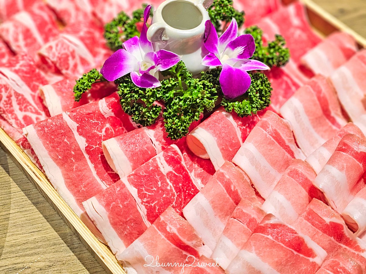 【君曜雞湯】信義區最強雞湯火鍋，人蔘花膠全雞排翅金湯涮A5和牛、龍蝦海鮮超過癮 @兔兒毛毛姊妹花