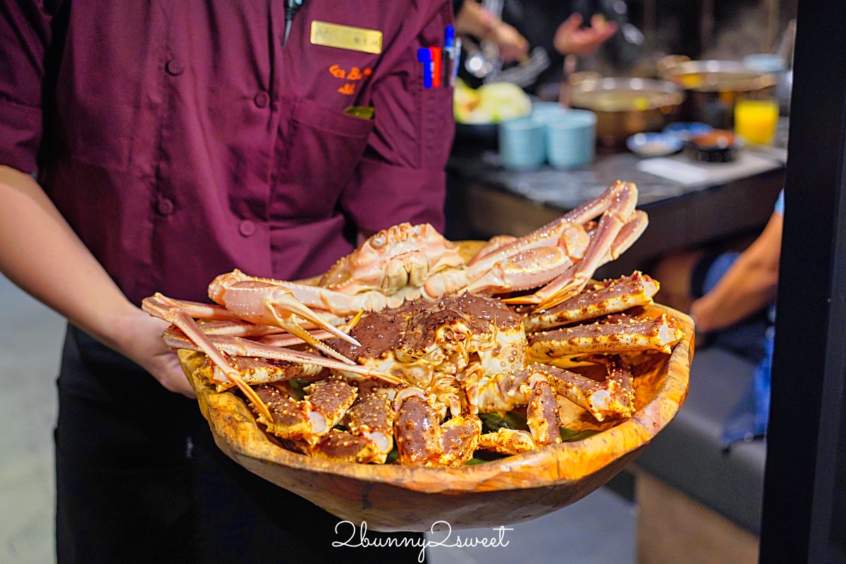 【二本松涮涮屋】台北頂級涮涮鍋開箱～日本活體帝王蟹松葉蟹、和牛、桌邊服務、代訂花束一次到位 @兔兒毛毛姊妹花