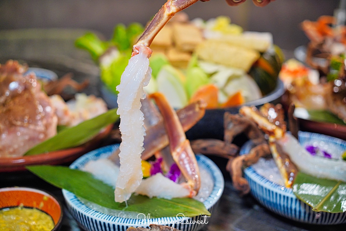 【二本松涮涮屋】台北頂級涮涮鍋開箱～日本活體帝王蟹松葉蟹、和牛、桌邊服務、代訂花束一次到位 @兔兒毛毛姊妹花