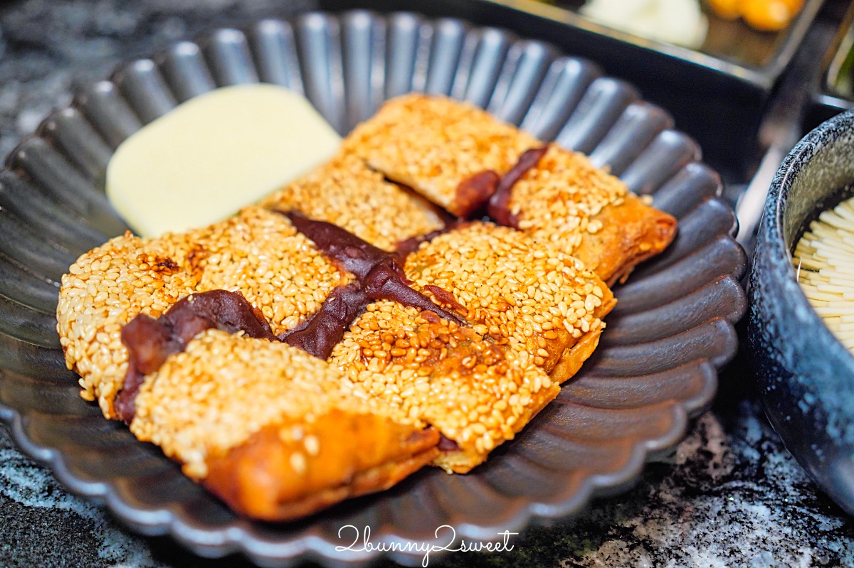 【二本松涮涮屋】台北頂級涮涮鍋開箱～日本活體帝王蟹松葉蟹、和牛、桌邊服務、代訂花束一次到位 @兔兒毛毛姊妹花