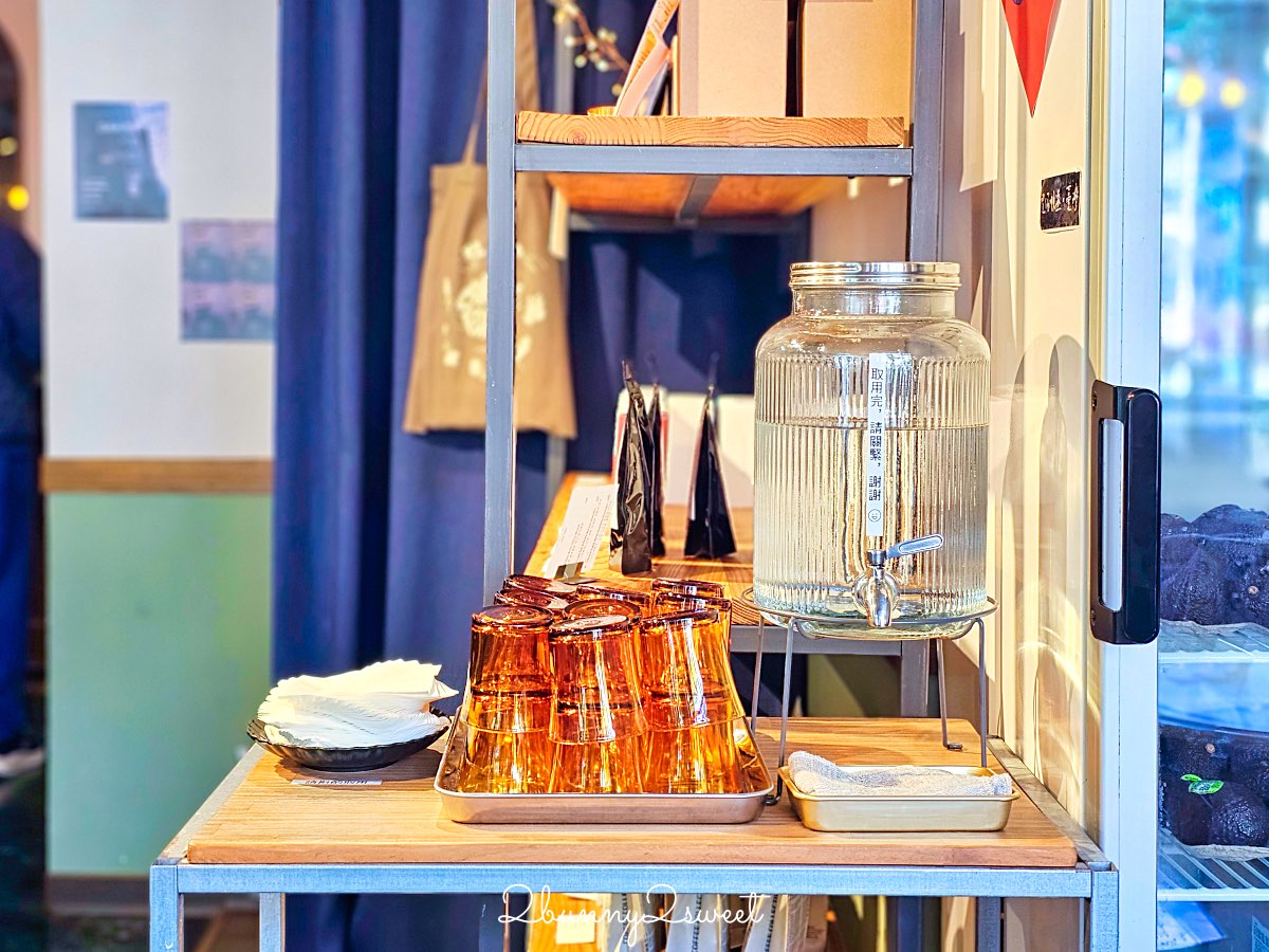 【默光咖啡松山店】台北小巨蛋美食推薦～早午餐、手沖咖啡、正餐一次滿足的質感咖啡廳 @兔兒毛毛姊妹花