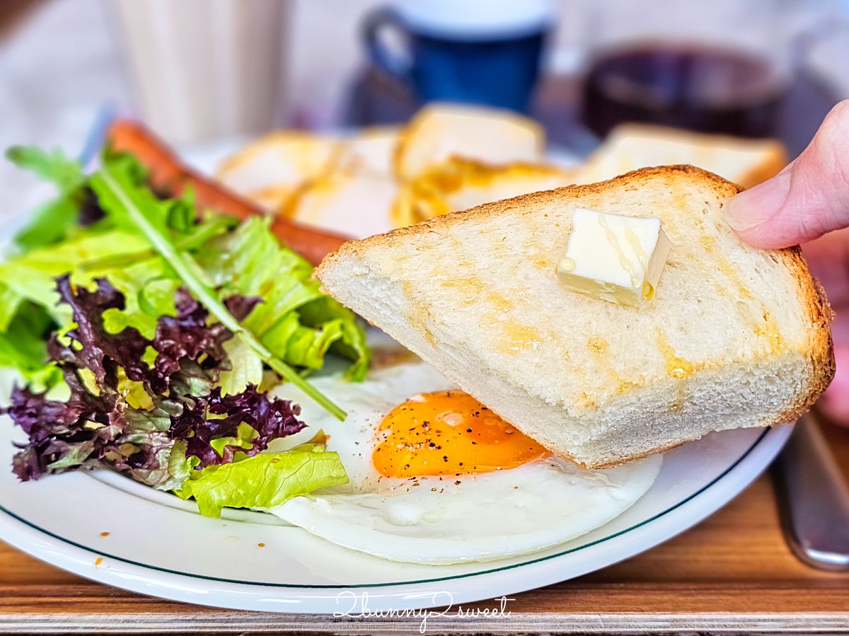 【默光咖啡松山店】台北小巨蛋美食推薦～早午餐、手沖咖啡、正餐一次滿足的質感咖啡廳 @兔兒毛毛姊妹花