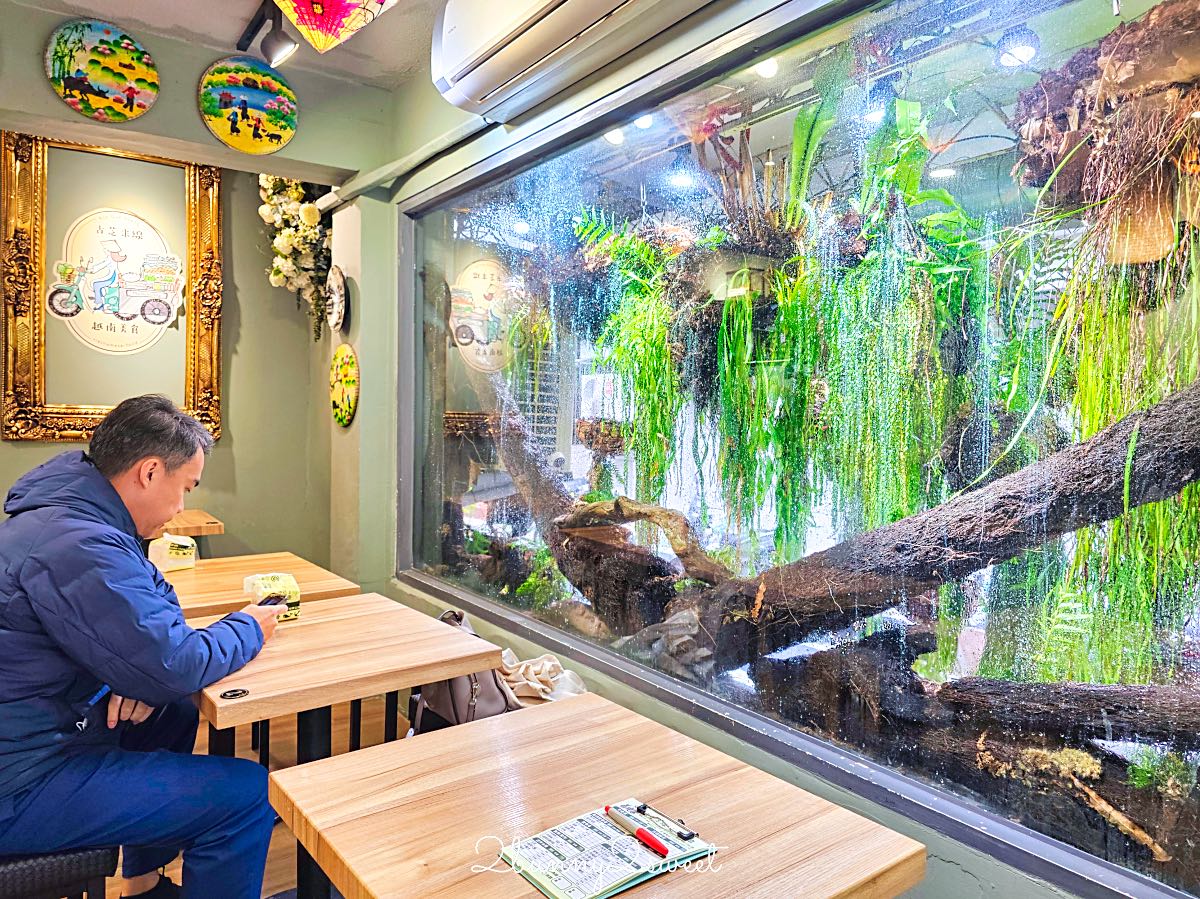【古芝米線越南美食】台北民生社區美食～被整面綠牆包圍的道地越南河粉小店 @兔兒毛毛姊妹花