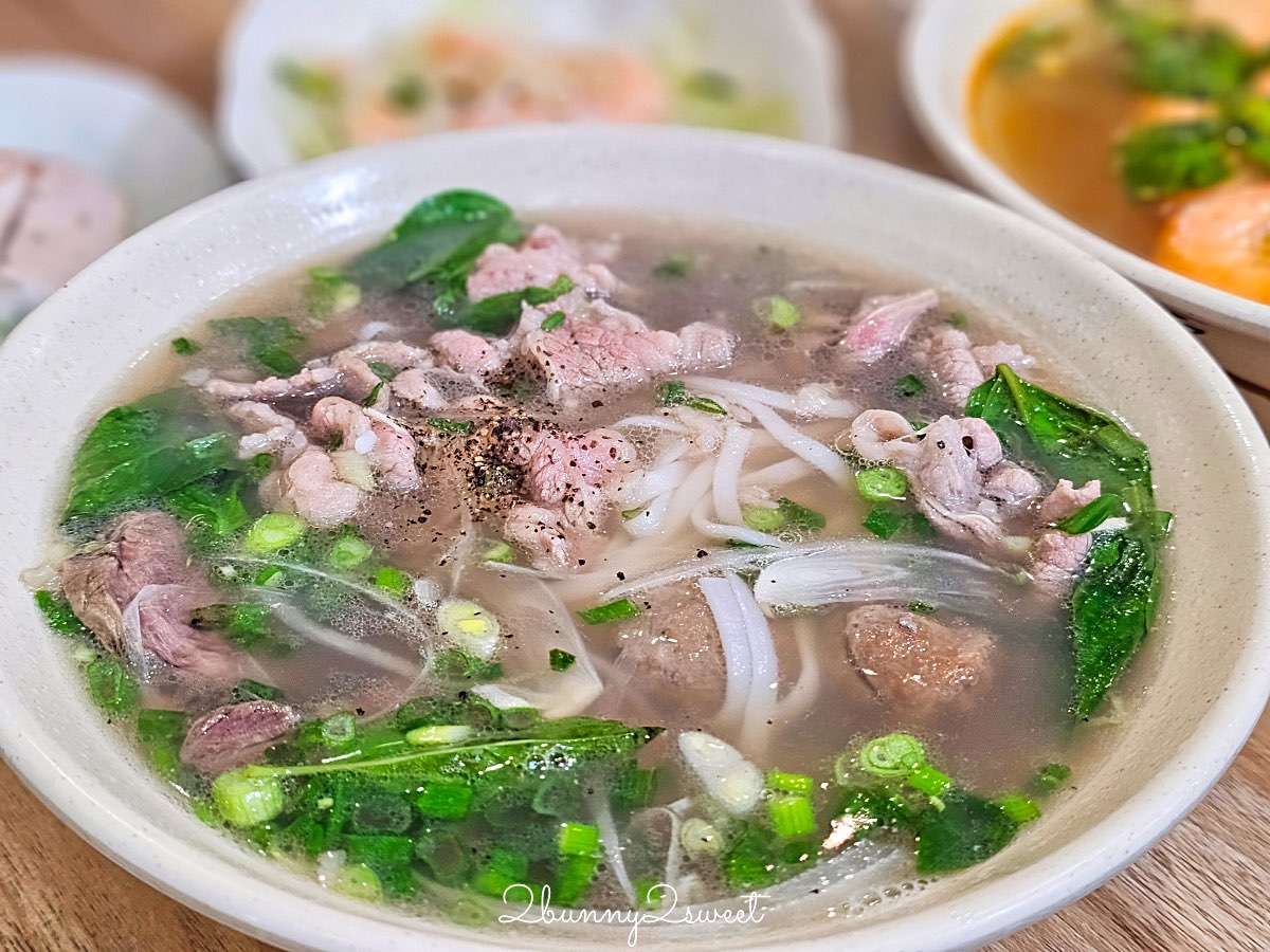【古芝米線越南美食】台北民生社區美食～被整面綠牆包圍的道地越南河粉小店 @兔兒毛毛姊妹花