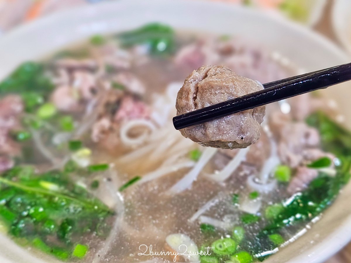 【古芝米線越南美食】台北民生社區美食～被整面綠牆包圍的道地越南河粉小店 @兔兒毛毛姊妹花