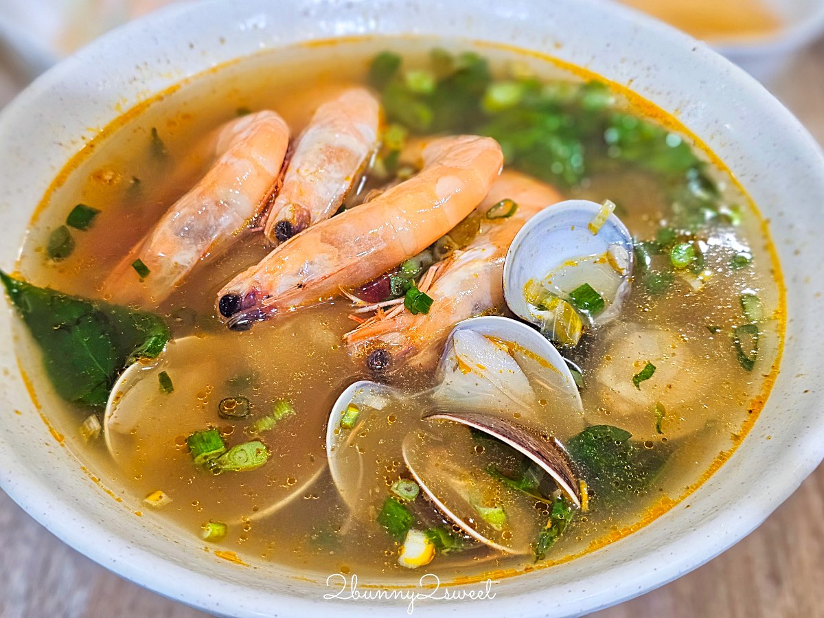 【古芝米線越南美食】台北民生社區美食～被整面綠牆包圍的道地越南河粉小店 @兔兒毛毛姊妹花