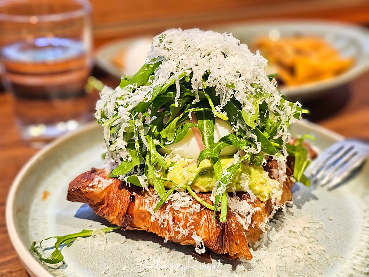 【Pastaio Noodle Cafe】創意義大利麵＋極厚布蕾吐司，結合咖啡館與餐酒館風格的小巨蛋人氣餐廳 @兔兒毛毛姊妹花