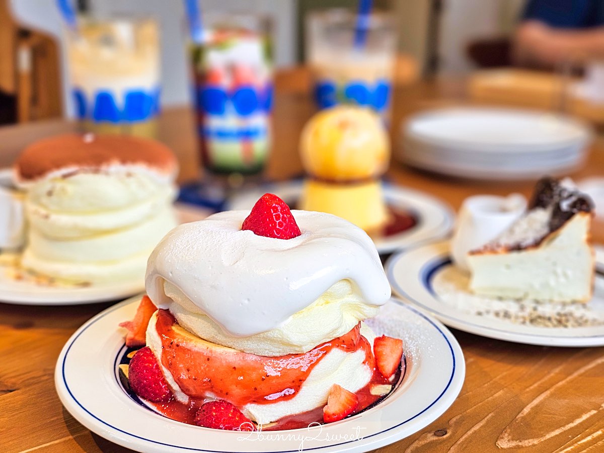 沖繩港川外人住宅 【Cocoroar Cafe】媲美幸福鬆餅的超人氣舒芙蕾名店，一定要預約 @兔兒毛毛姊妹花