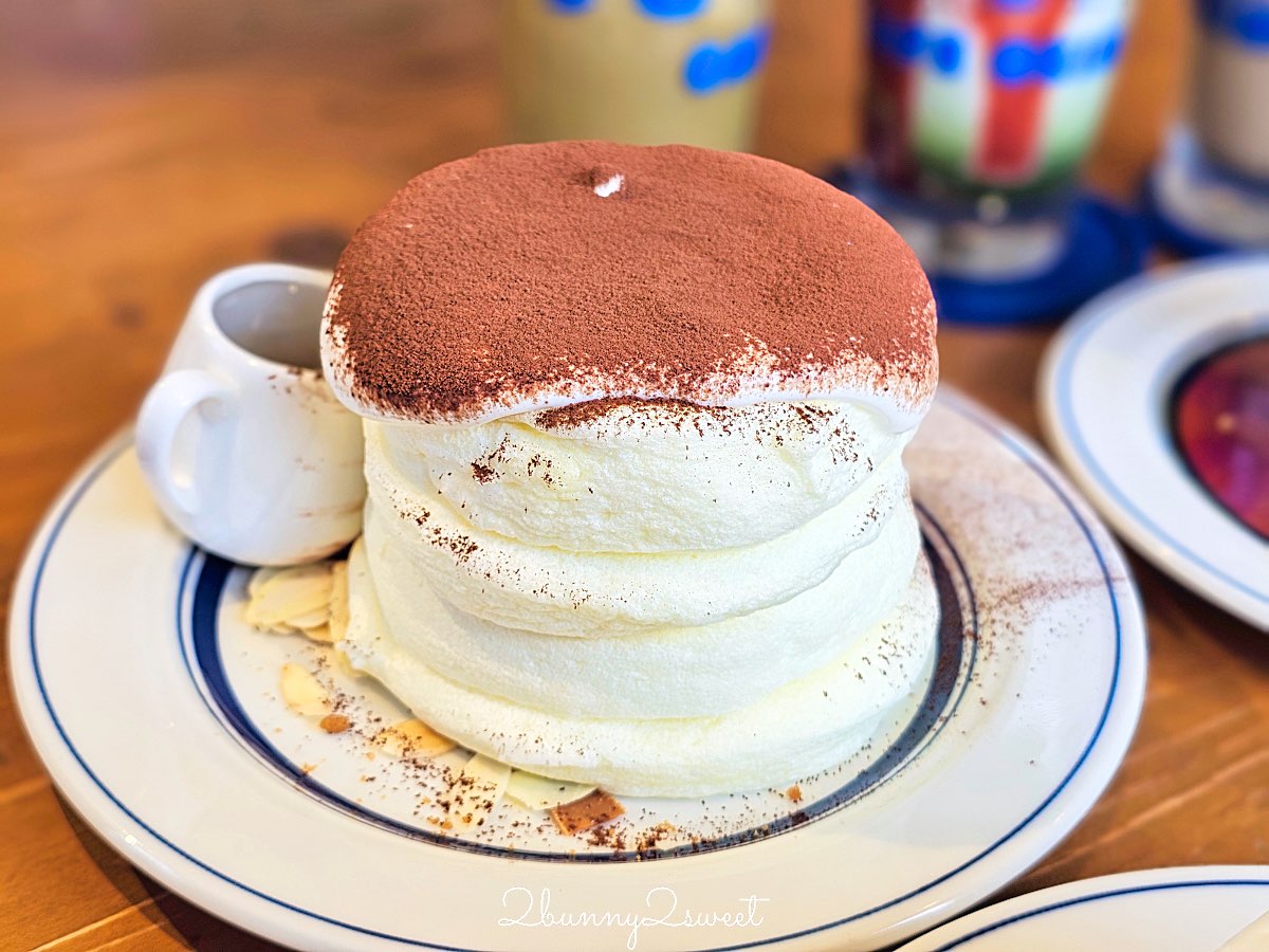 沖繩港川外人住宅 【Cocoroar Cafe】媲美幸福鬆餅的超人氣舒芙蕾名店，一定要預約 @兔兒毛毛姊妹花