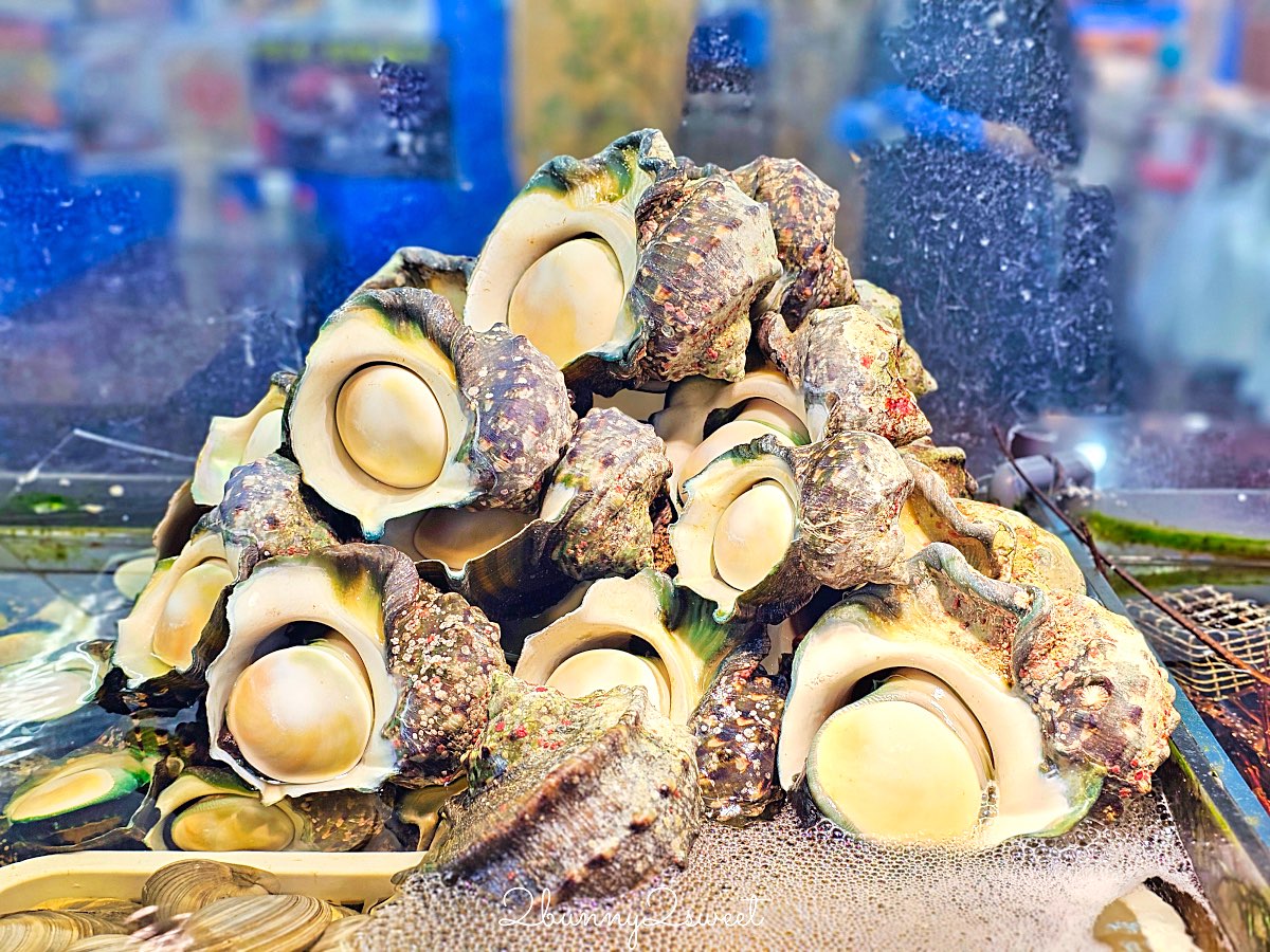 【沖繩那霸泊港漁市場攻略】鮪魚刺身、夜光貝、炭烤虎蝦一次吃!必吃中真水產完整分享 @兔兒毛毛姊妹花 【沖繩那霸泊港漁市場攻略】鮪魚刺身、夜光貝、炭烤虎蝦一次吃!必吃中真水產完整分享 @兔兒毛毛姊妹花