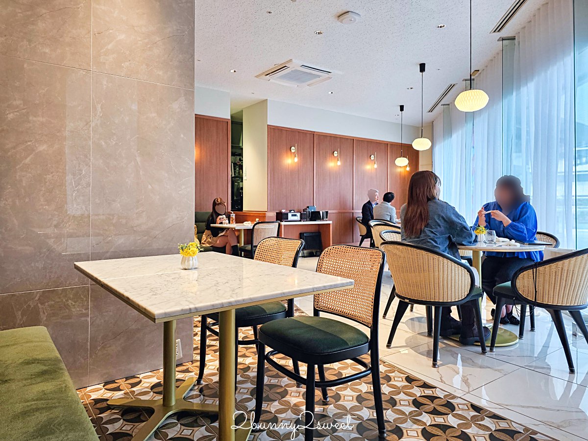 【琉貿果実苑】沖繩咖啡廳國際通必吃草莓聖代、水果三明治｜那霸下午茶推薦 @兔兒毛毛姊妹花