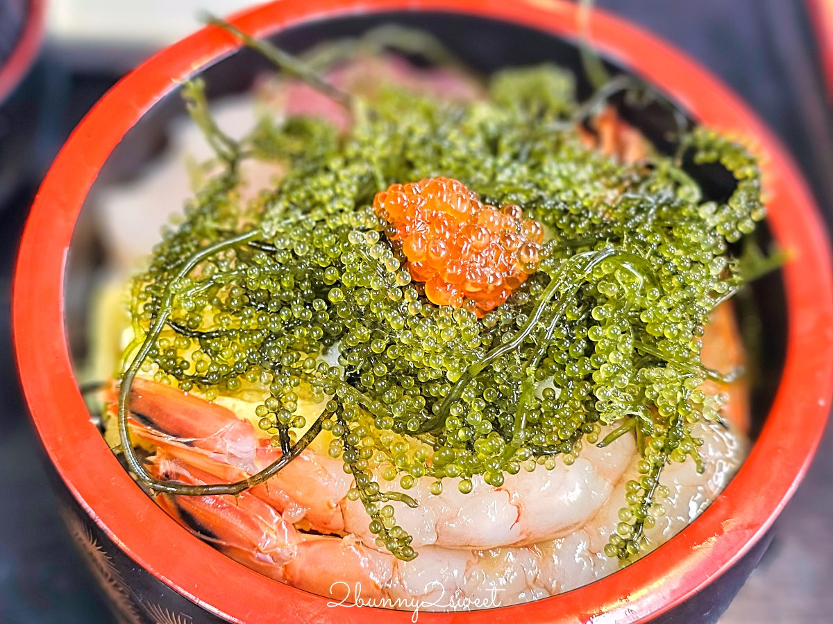 【魚屋直營食堂 魚まる】在地魚舖直營沖繩那霸海鮮餐廳，超澎湃海鮮丼與家常定食攻略 @兔兒毛毛姊妹花