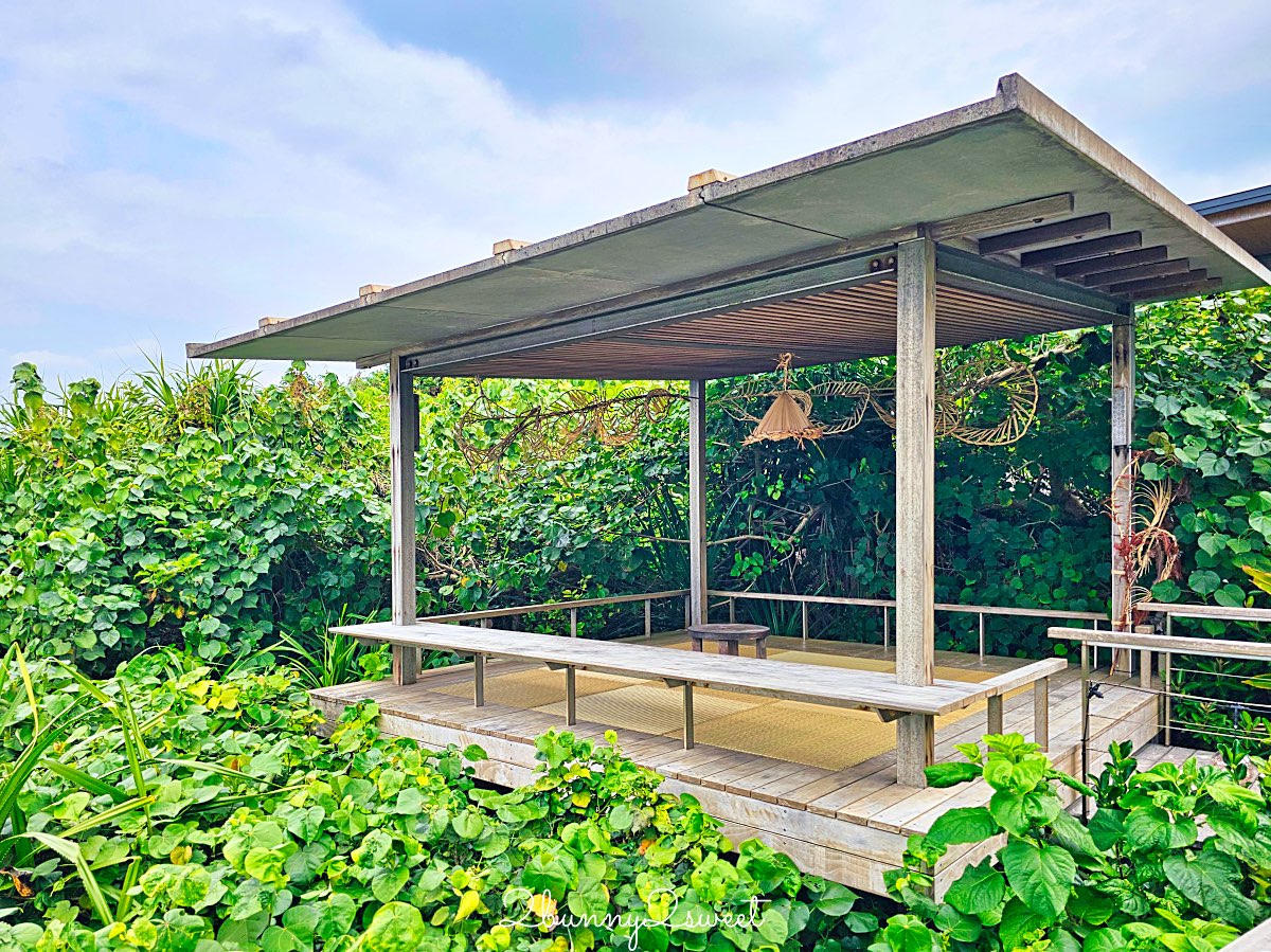 【BANTA CAFE by Hoshino Resorts】沖繩海景咖啡廳推薦｜星野集團岩壁秘境海景露台攻略 @兔兒毛毛姊妹花