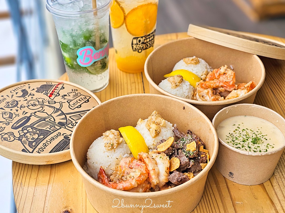 【古宇利蝦蝦飯 KOURI SHRIMP】沖繩美食古宇利島必吃蒜香蝦飯，三層樓海景露台＋餐車一次收 @兔兒毛毛姊妹花