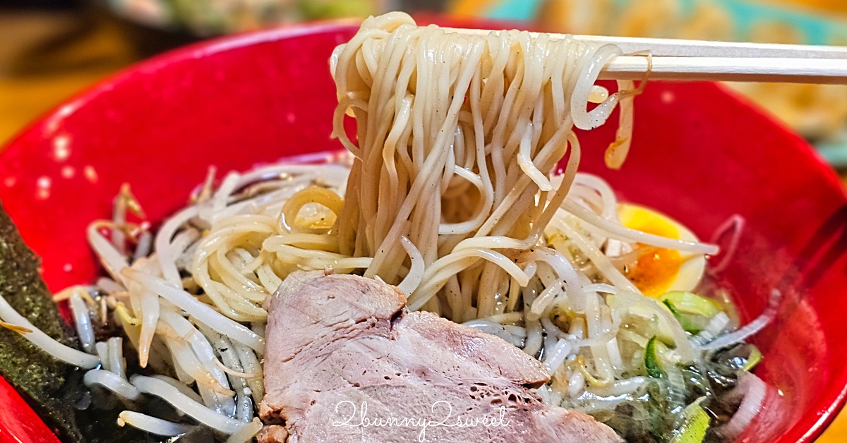 台北內湖美食》GUMGUM not only beer & wings 雞翅酒吧-內科店～內湖唯一獨棟玻璃屋網美餐酒館，15 種口味雞翅配精釀啤酒、享用美味創意料理｜捷運西湖站餐廳 @兔兒毛毛姊妹花