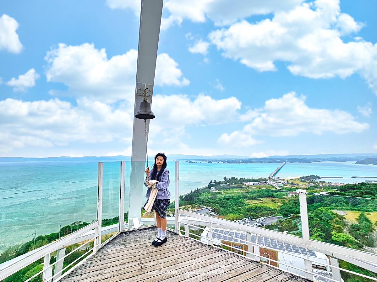 【古宇利海洋塔】室內看海＋戶外展望台一次收錄古宇利大橋全景，親子也適合的北部景點 @兔兒毛毛姊妹花