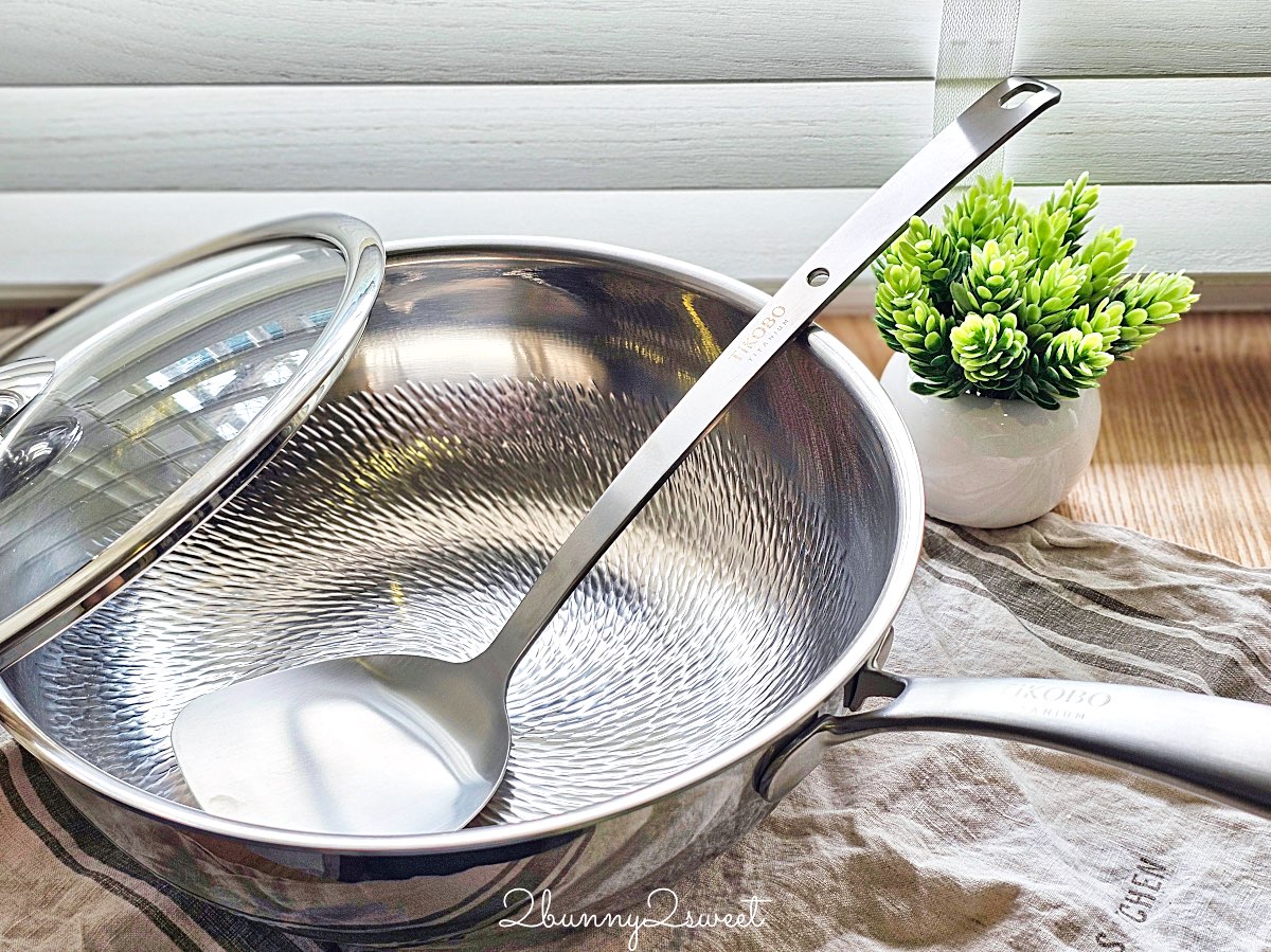 【TiCOOK 鈦鈦鍋】鈦工坊純鈦炒鍋開箱實測：羽翼錘紋物理不沾、IH爐可用、洗碗機清潔～告別塗層耗損的健康鍋具選擇 @兔兒毛毛姊妹花