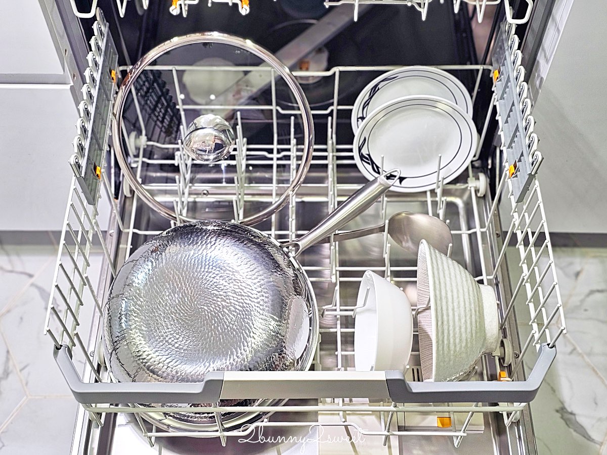 【TiCOOK 鈦鈦鍋】鈦工坊純鈦炒鍋開箱實測：羽翼錘紋物理不沾、IH爐可用、洗碗機清潔～告別塗層耗損的健康鍋具選擇 @兔兒毛毛姊妹花