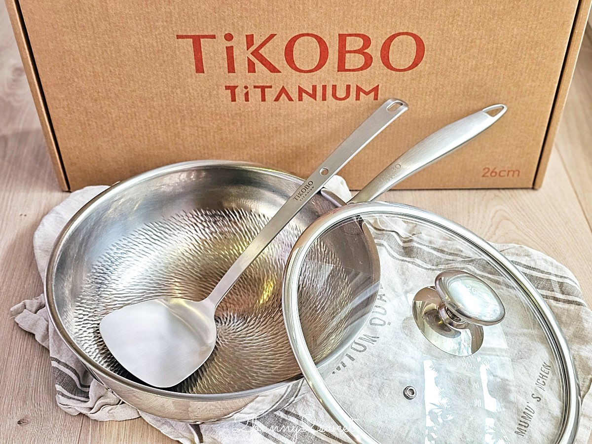 【TiCOOK 鈦鈦鍋】鈦工坊純鈦炒鍋開箱實測：羽翼錘紋物理不沾、IH爐可用、洗碗機清潔～告別塗層耗損的健康鍋具選擇 @兔兒毛毛姊妹花