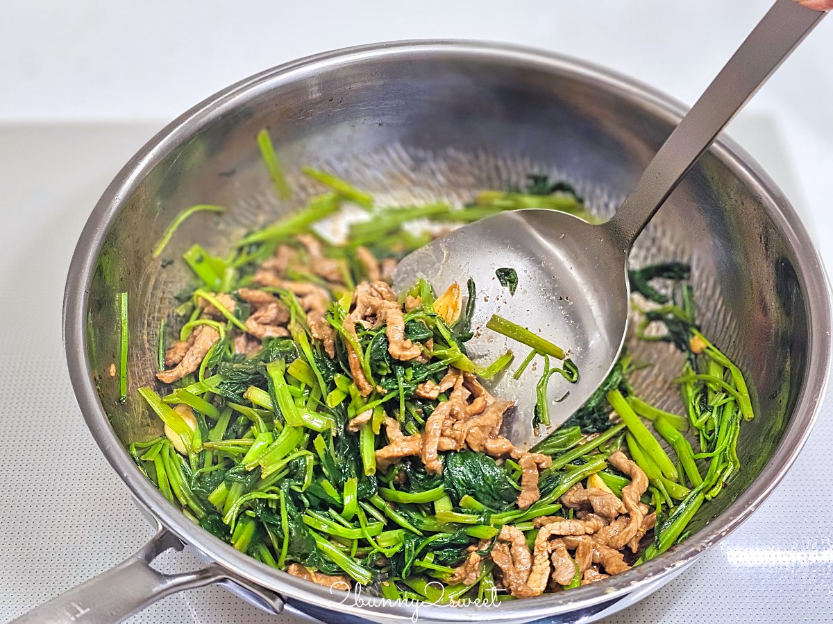 【TiCOOK 鈦鈦鍋】鈦工坊純鈦炒鍋開箱實測：羽翼錘紋物理不沾、IH爐可用、洗碗機清潔～告別塗層耗損的健康鍋具選擇 @兔兒毛毛姊妹花