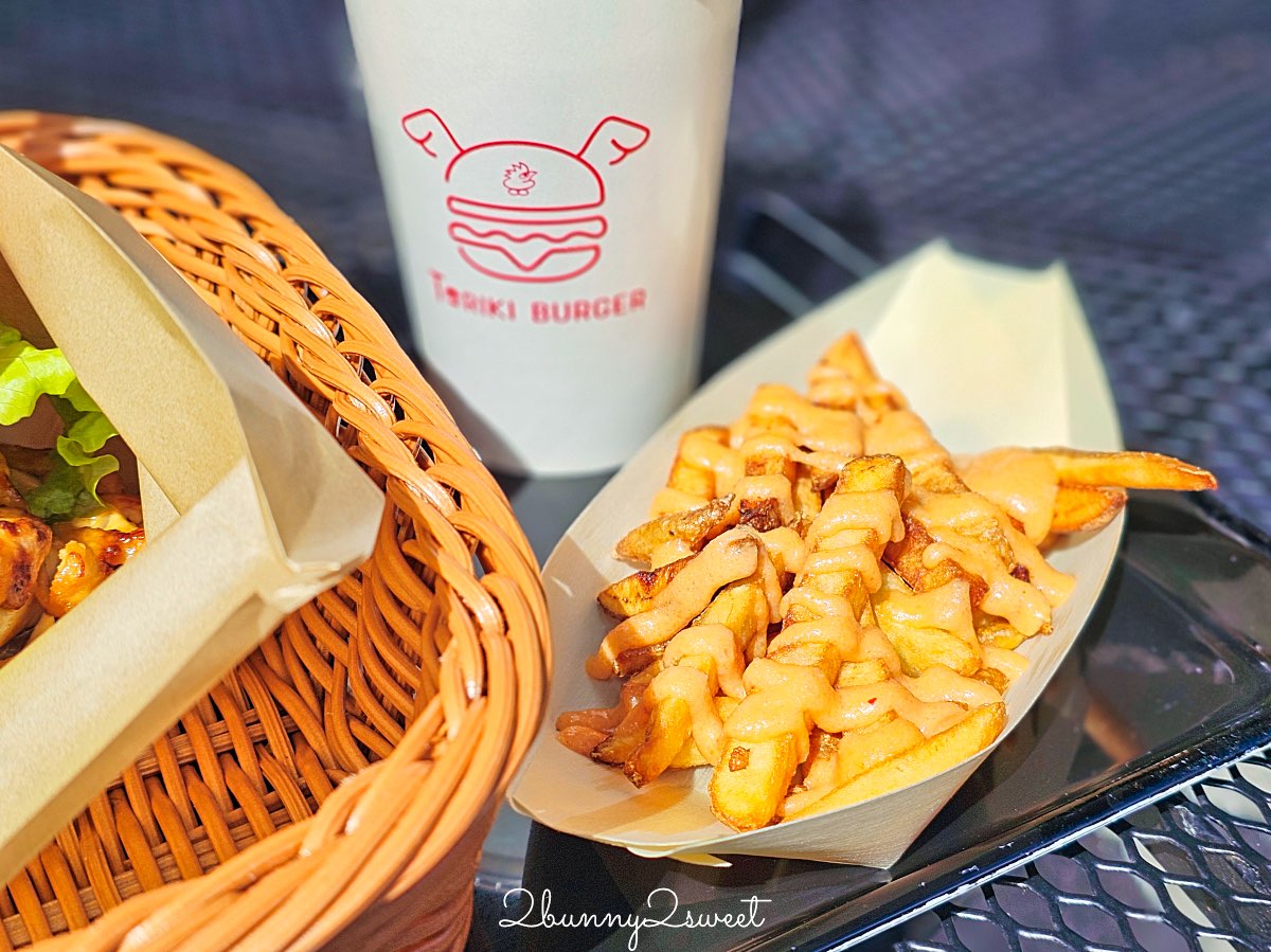 【鳥貴族漢堡 TORIKI BURGER】京都伏見稻荷美食:燒鳥變身雞肉漢堡!千本鳥居旁必吃平價美食 @兔兒毛毛姊妹花 【鳥貴族漢堡 TORIKI BURGER】京都伏見稻荷美食:燒鳥變身雞肉漢堡!千本鳥居旁必吃平價美食 @兔兒毛毛姊妹花