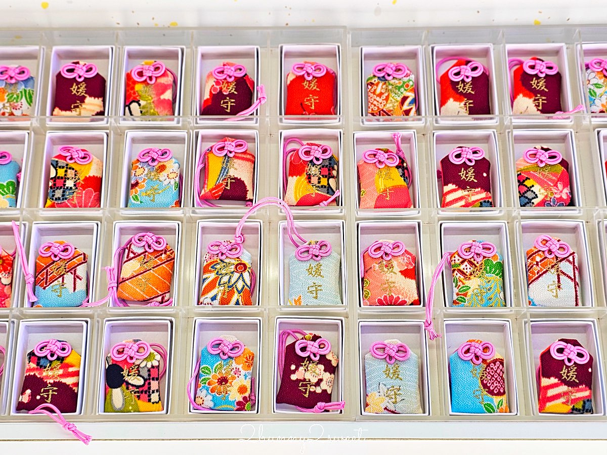 【京都下鴨神社】世界遺產賀茂御祖神社、糺之森散步、河合神社美人祈願與人氣刺繡御守 @兔兒毛毛姊妹花