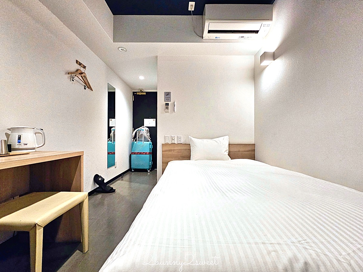 【WAYFARER Shinsaibashi】大阪心齋橋平價飯店推薦：單人到家庭單室套房都有，走路到道頓堀超方便 @兔兒毛毛姊妹花