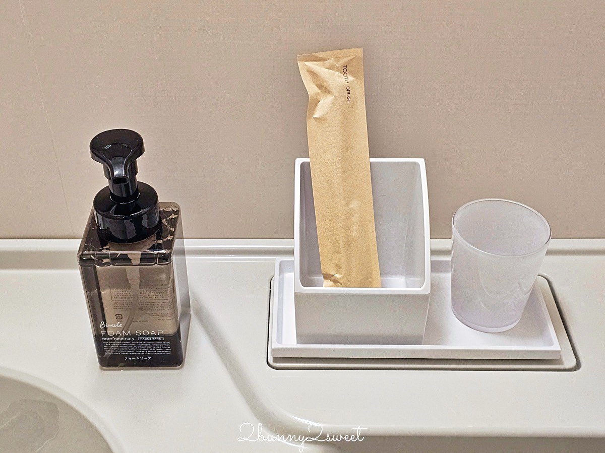 【WAYFARER Shinsaibashi】大阪心齋橋平價飯店推薦：單人到家庭單室套房都有，走路到道頓堀超方便 @兔兒毛毛姊妹花