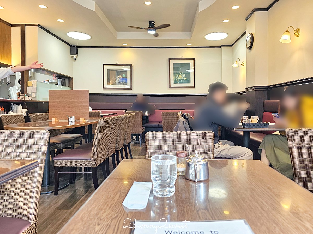 【高木咖啡 高辻本店】京都美食：四條烏丸昭和喫茶店推薦，厚片吐司早餐＋古早味布丁 @兔兒毛毛姊妹花