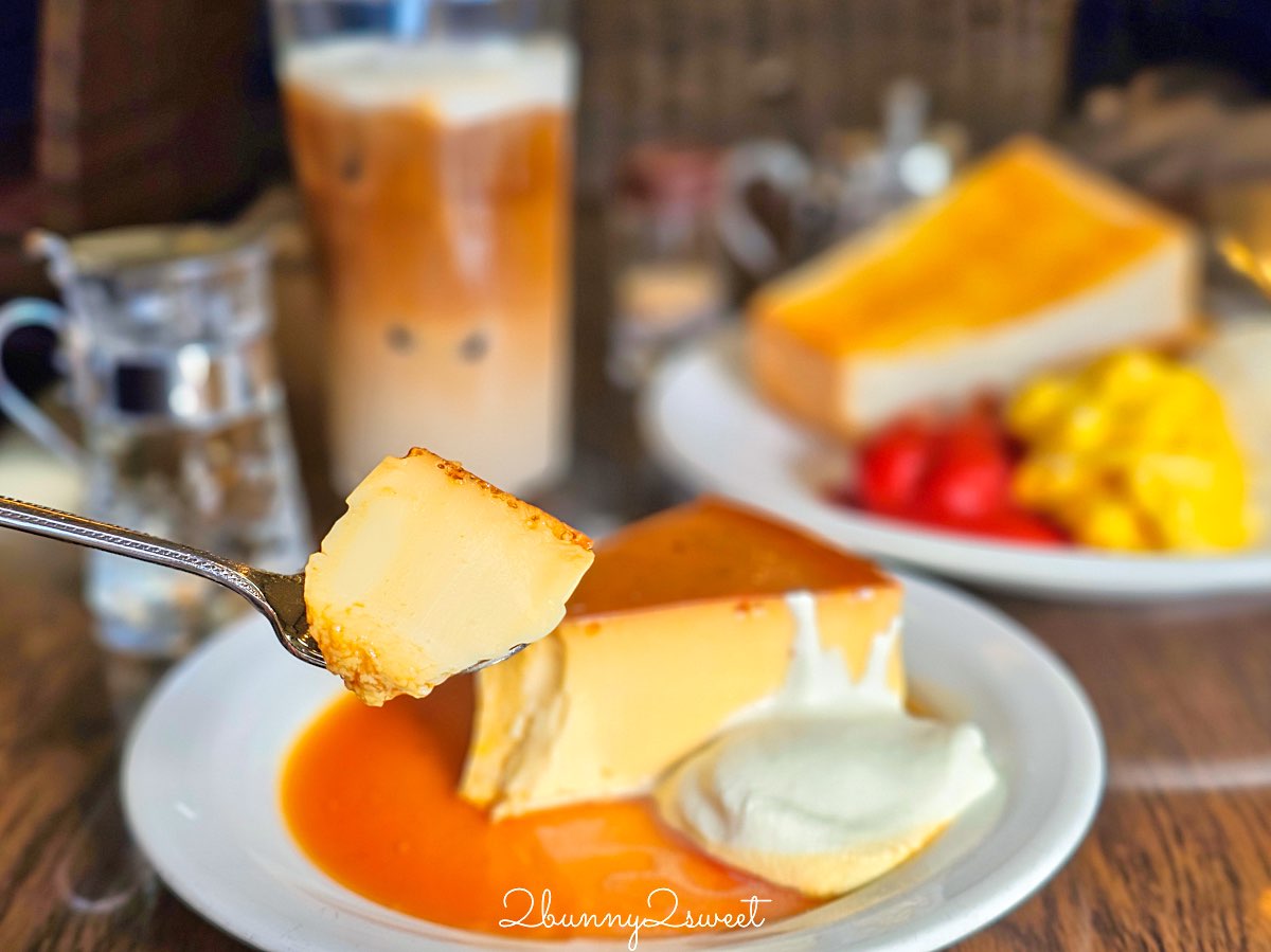 【高木咖啡 高辻本店】京都美食：四條烏丸昭和喫茶店推薦，厚片吐司早餐＋古早味布丁 @兔兒毛毛姊妹花