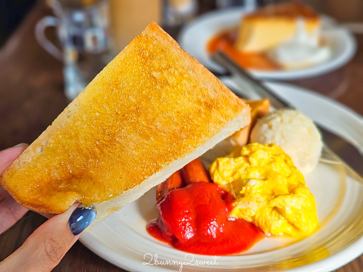 【高木咖啡 高辻本店】京都美食：四條烏丸昭和喫茶店推薦，厚片吐司早餐＋古早味布丁 @兔兒毛毛姊妹花