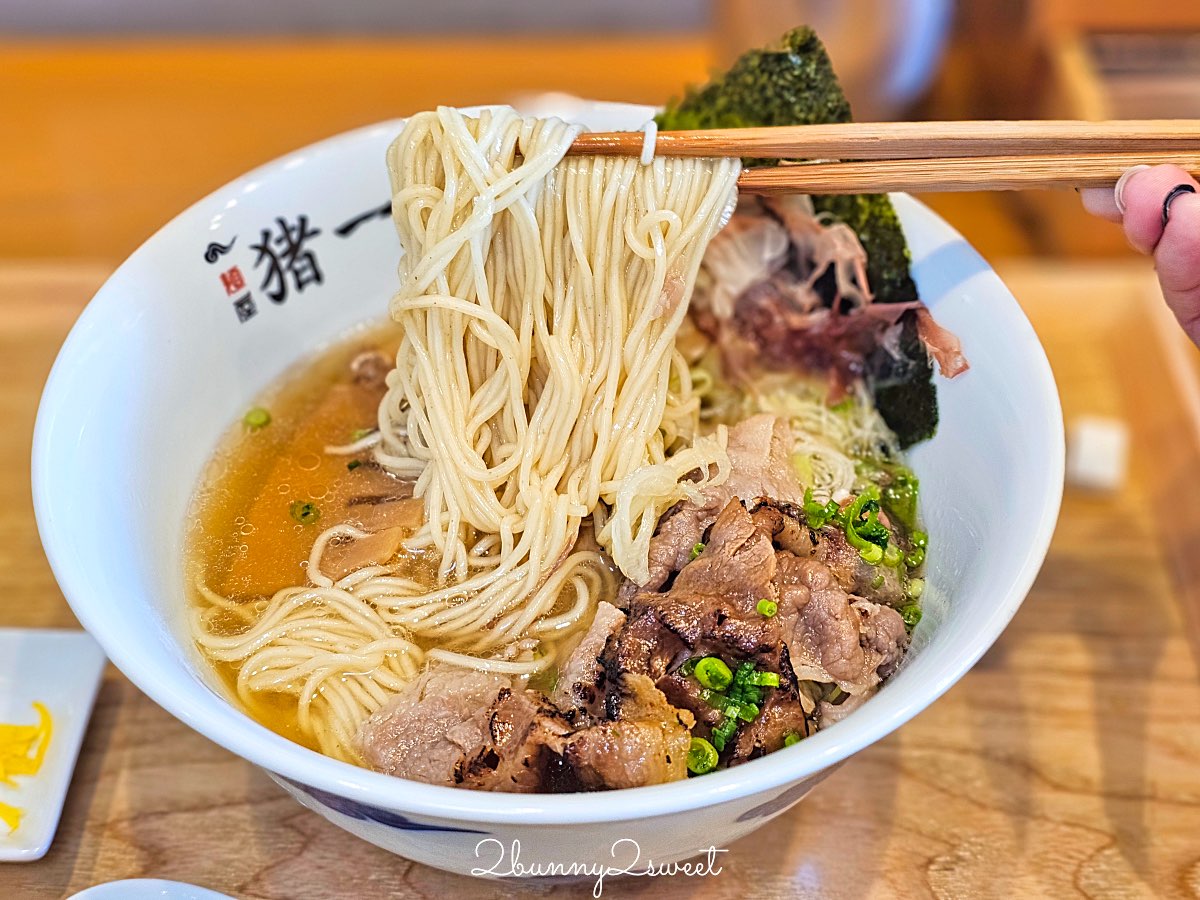 【麵屋 豬一 離れ】京都拉麵推薦：米其林必比登清湯系拉麵，A4黑毛和牛白醬油一吃就記住 @兔兒毛毛姊妹花