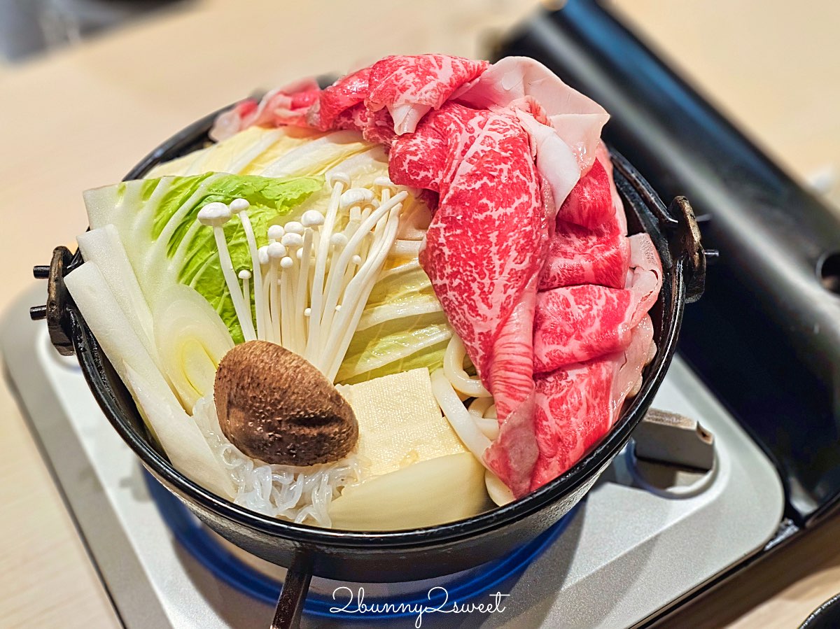 【大阪日本橋鶴屋 TSURUYA】黑門市場旁高CP值和牛壽喜燒/涮涮鍋！1980円一人一鍋午餐太狂 @兔兒毛毛姊妹花