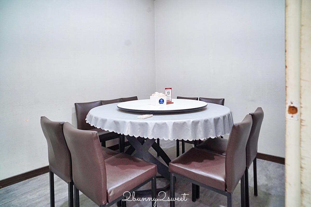 【宸軒園粵菜海鮮(中興店)】新店桌菜餐廳，香港老師傅坐鎮的家庭聚餐首選港式餐廳 @兔兒毛毛姊妹花